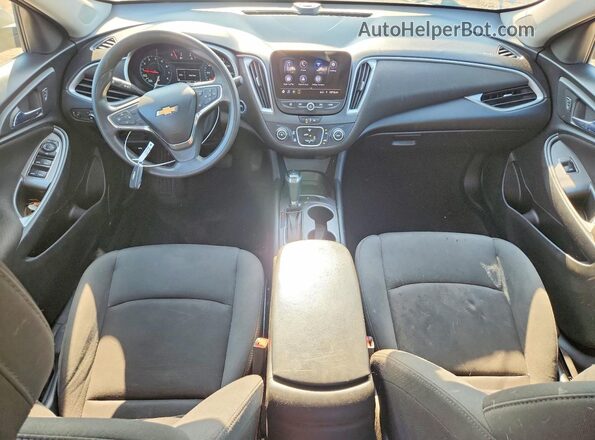 1G1ZB5ST3LF129558 2020 CHEVROLET MALIBU Silver Widok deski rozdzielczej