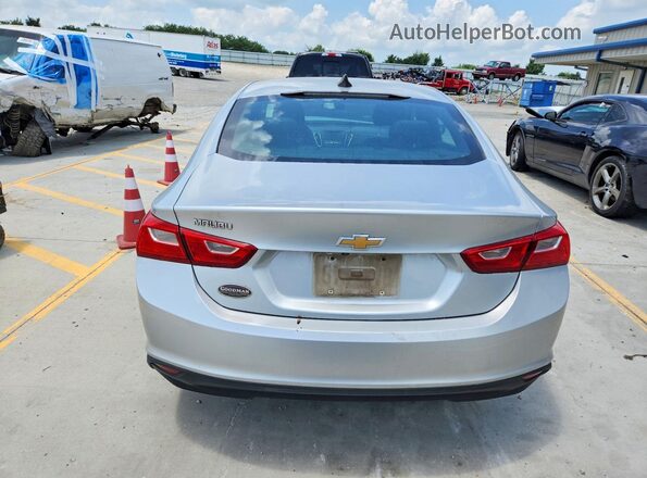 1G1ZB5ST4HF128667 2017 CHEVROLET MALIBU Silver Widok z tyłu