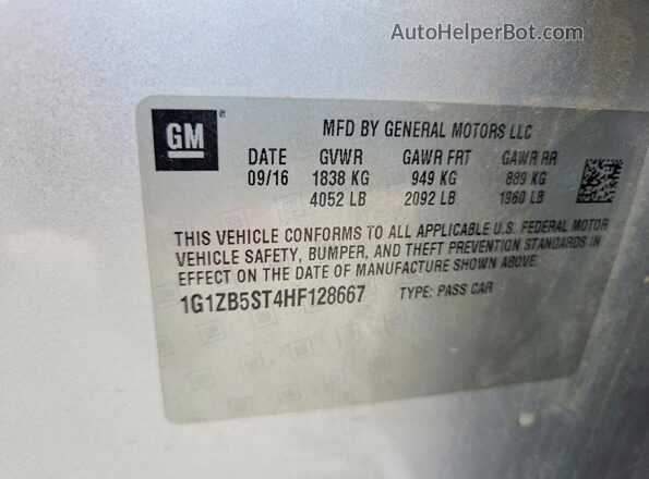 1G1ZB5ST4HF128667 2017 CHEVROLET MALIBU Silver Widok komory silnika