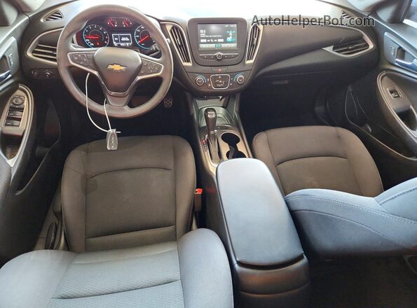 1G1ZB5ST4HF277189 2017 CHEVROLET MALIBU Blue Вид панелі приладів