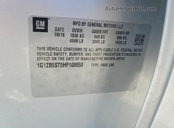 1G1ZB5ST5HF108850 2017 CHEVROLET MALIBU Серебряный Вид подкапотного пространства