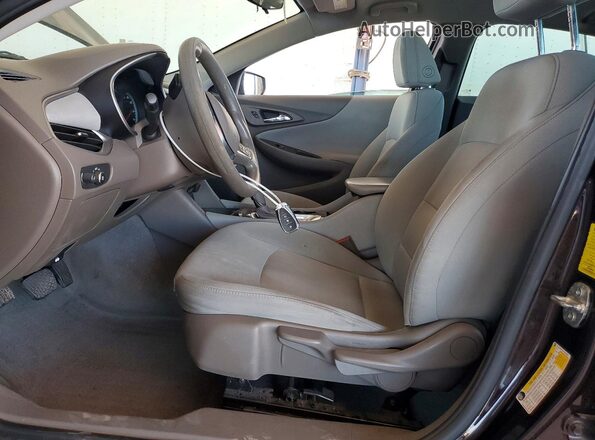 1G1ZB5ST5LF026903 2020 CHEVROLET MALIBU Purple Front interior view