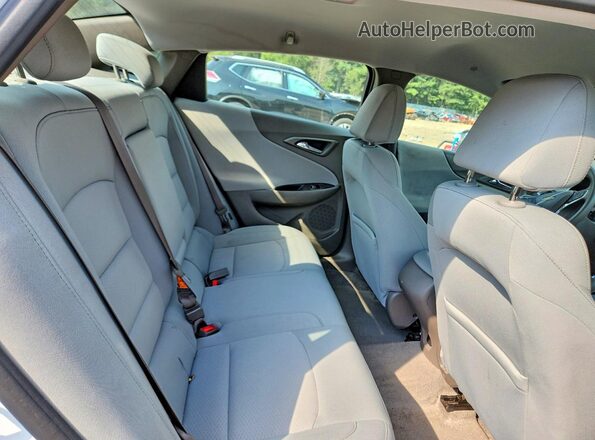 1G1ZB5ST7HF291412 2017 CHEVROLET MALIBU White Widok tylnych siedzeń