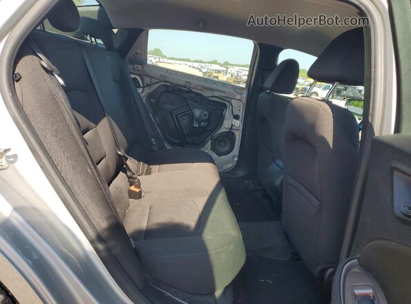 1G1ZB5ST7KF127410 2019 CHEVROLET MALIBU Silver Vista de los asientos traseros