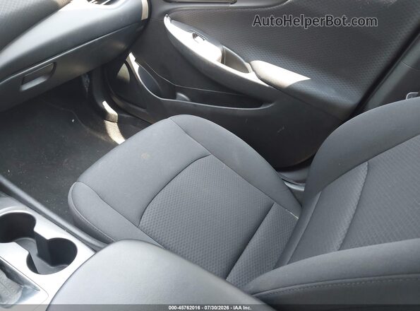 1G1ZC5ST2LF138605 2020 CHEVROLET MALIBU Blue Front view