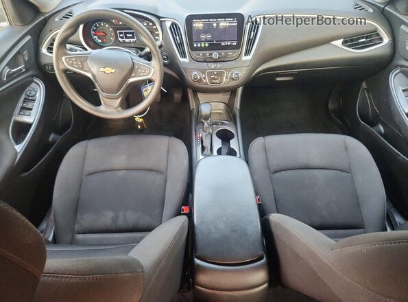 1G1ZC5ST3PF186569 2023 CHEVROLET MALIBU Silver Widok deski rozdzielczej