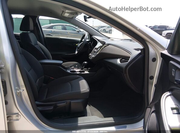 1G1ZC5ST8LF036631 2020 CHEVROLET MALIBU Серебряный Вид салона спереди
