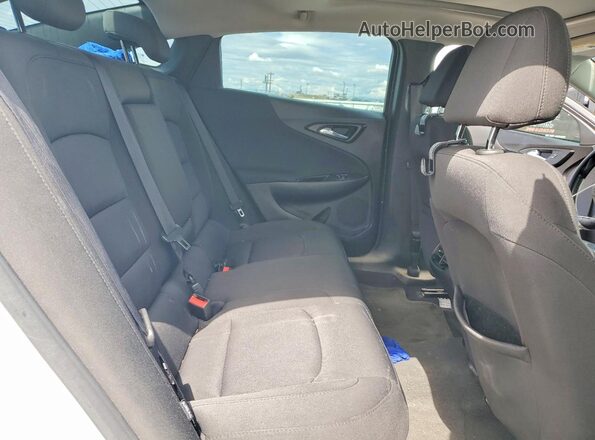 1G1ZD5ST0JF129492 2018 CHEVROLET MALIBU White Вид задніх сидінь