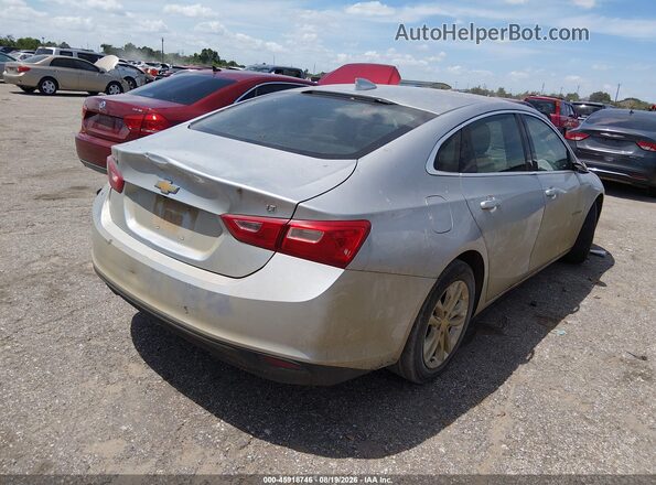 1G1ZD5ST0JF156949 2018 CHEVROLET MALIBU Серебряный Задняя правая четверть
