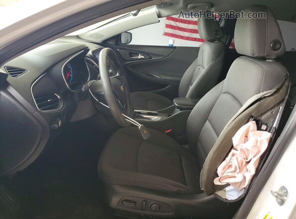 1G1ZD5ST0LF090132 2020 CHEVROLET MALIBU Белый Вид салона спереди