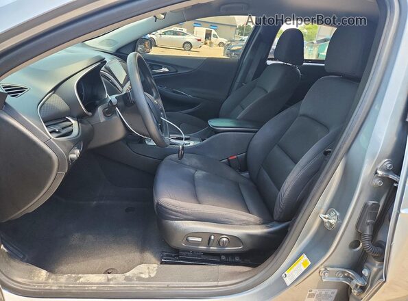 1G1ZD5ST0RF151083 2024 CHEVROLET MALIBU Серебряный Вид салона спереди
