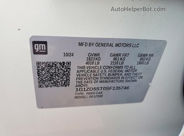 1G1ZD5ST0SF135746 2025 CHEVROLET MALIBU White Vista del compartimento del motor