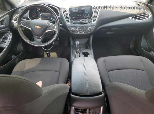 1G1ZD5ST2JF195445 2018 CHEVROLET MALIBU Gray Widok deski rozdzielczej
