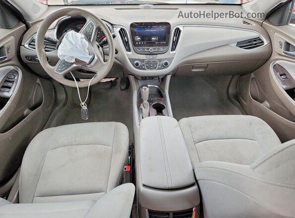 1G1ZD5ST2KF124201 2019 CHEVROLET MALIBU Red Widok deski rozdzielczej