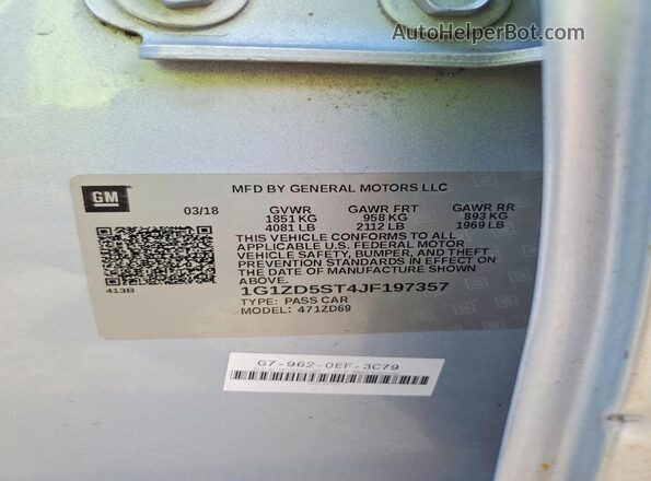1G1ZD5ST4JF197357 2018 CHEVROLET MALIBU Silver Շարժիչի բաժամունքի տեսք
