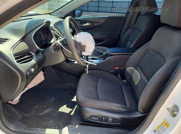 1G1ZD5ST5KF129392 2019 CHEVROLET MALIBU Белый Вид салона спереди