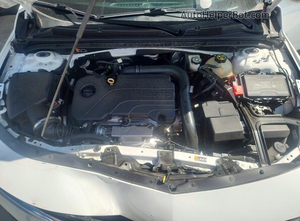1G1ZD5ST5MF006324 2021 CHEVROLET MALIBU White Widok wnętrza z tyłu