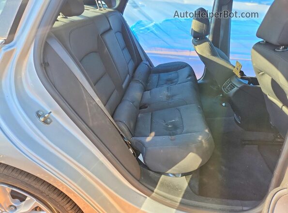 1G1ZD5ST5NF176877 2022 CHEVROLET MALIBU Silver Հետևի նստատեղերի տեսք
