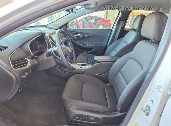 1G1ZD5ST6JF194346 2018 CHEVROLET MALIBU Белый Вид салона спереди