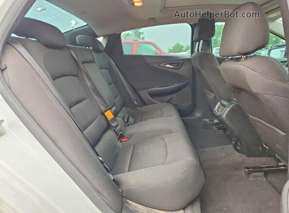 1G1ZD5ST6JF294396 2018 CHEVROLET MALIBU Белый Вид задних сидений