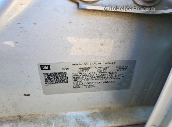 1G1ZD5ST7LF038657 2020 CHEVROLET MALIBU Silver Widok komory silnika
