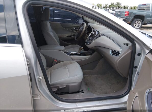 1G1ZD5ST8JF108597 2018 CHEVROLET MALIBU Silver Widok wnętrza z przodu