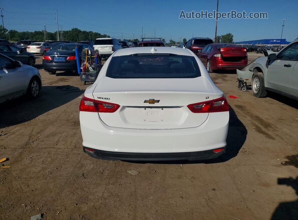 1G1ZD5ST8JF223121 2018 CHEVROLET MALIBU Белый Вид сзади