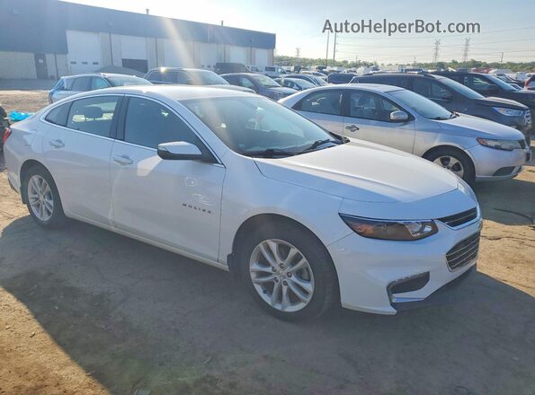 1G1ZD5ST8JF223121 2018 CHEVROLET MALIBU Белый Передняя правая четверть