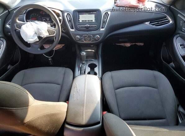 1G1ZD5ST8JF275865 2018 CHEVROLET MALIBU Серебряный Вид панели приборов