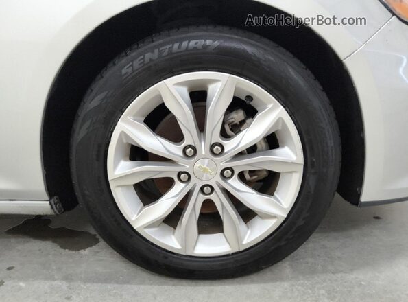 1G1ZD5ST9LF061552 2020 CHEVROLET MALIBU Silver 
