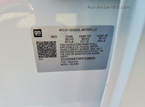 1G1ZD5STXPF228605 2023 CHEVROLET MALIBU White Շարժիչի բաժամունքի տեսք