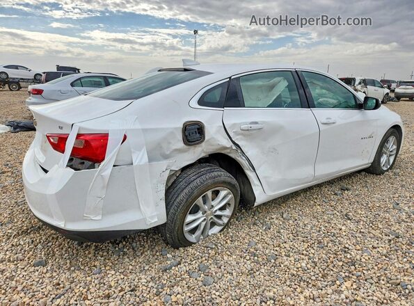 1G1ZE5ST0HF205896 2017 CHEVROLET MALIBU Белый Задняя правая четверть