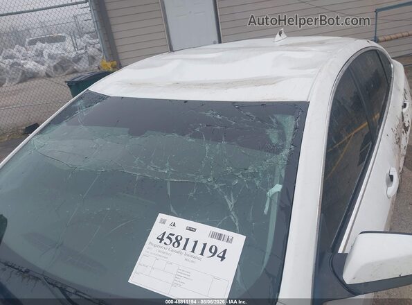 1G1ZE5ST0HF293820 2017 CHEVROLET MALIBU White Widok z przodu
