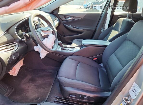 1G1ZE5ST2HF209786 2017 CHEVROLET MALIBU Silver Widok wnętrza z przodu