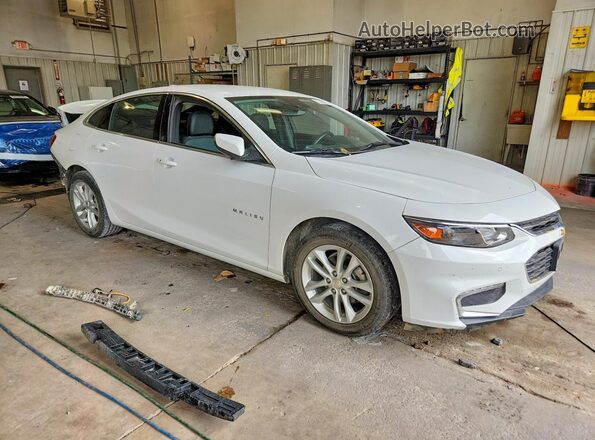 1G1ZE5ST4HF138901 2017 CHEVROLET MALIBU White Передня права чверть