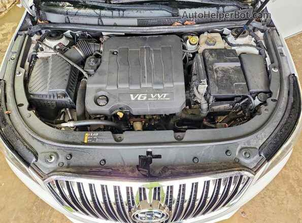 1G4GC5G38GF153652 2016 BUICK LACROSSE White უკანა სალონის ხედი