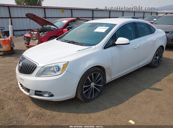 1G4PR5SK2H4117367 2017 BUICK VERANO White Vista tres cuartos delantera izquierda