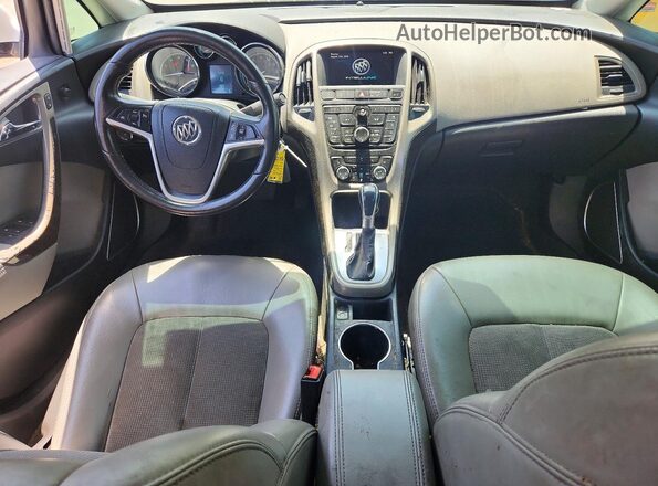 1G4PR5SK5G4156193 2016 BUICK VERANO White Widok deski rozdzielczej