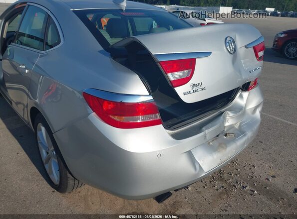1G4PR5SK8G4115363 2016 BUICK VERANO Серебряный Вид спереди
