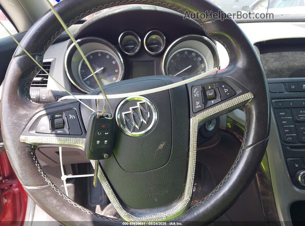 1G4PR5SK8H4100797 2017 BUICK VERANO Красный Вид панели приборов