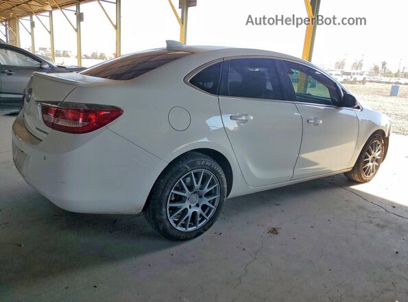1G4PR5SK8H4122007 2017 BUICK VERANO White Задня права чверть