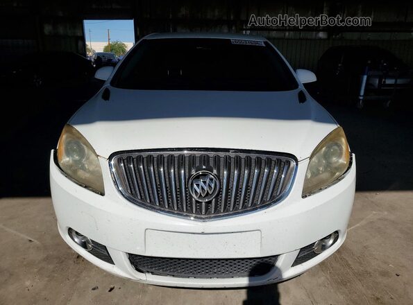1G4PR5SK8H4122007 2017 BUICK VERANO White Вид спереду