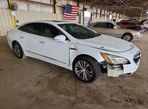 1G4ZP5SS1HU182774 2017 BUICK LACROSSE White Передня права чверть