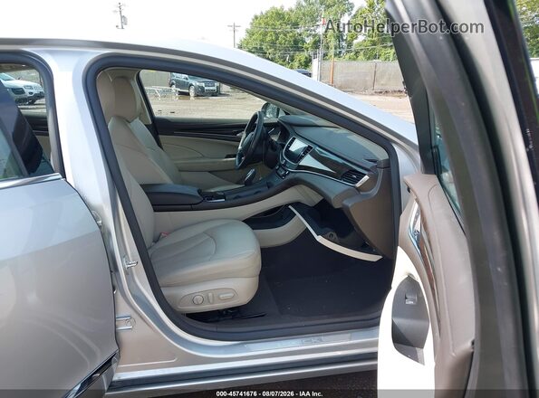 1G4ZP5SS8HU195165 2017 BUICK LACROSSE Silver Front interior view