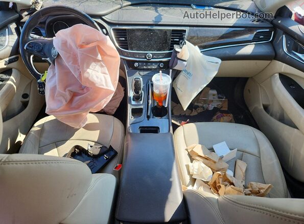 1G4ZP5SZ3JU117783 2018 BUICK LACROSSE Красный Вид панели приборов
