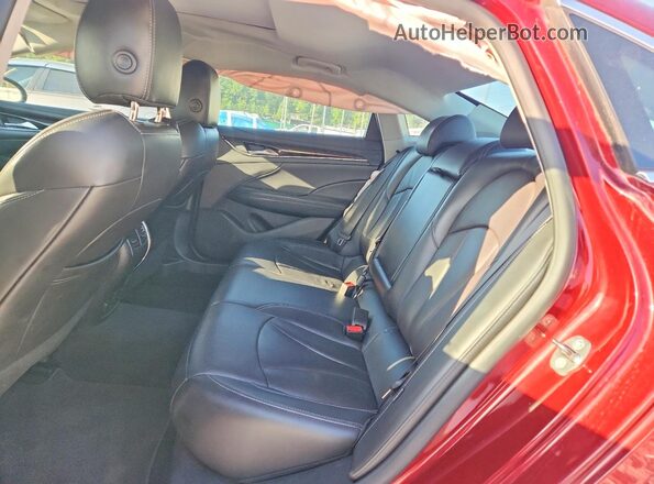 1G4ZR5SS3HU195908 2017 BUICK LACROSSE Red Հետևի նստատեղերի տեսք