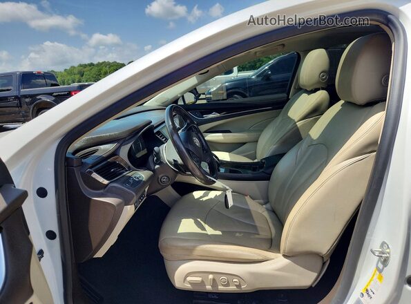 1G4ZR5SS4HU138262 2017 BUICK LACROSSE White Вид салону спереду