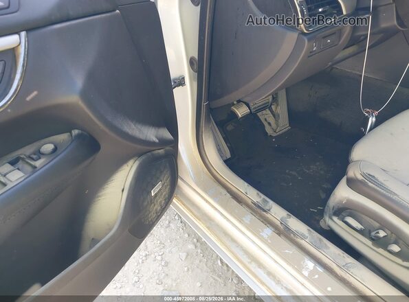 1G6AF5RX5J0105928 2018 CADILLAC ATS Серебряный Вид спереди