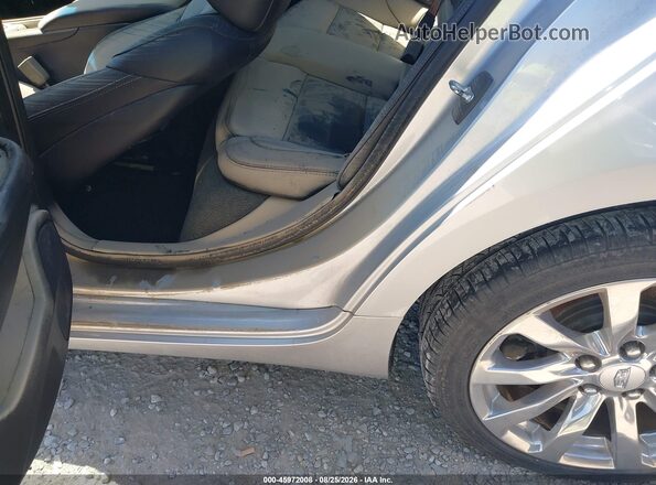 1G6AF5RX5J0105928 2018 CADILLAC ATS Серебряный 