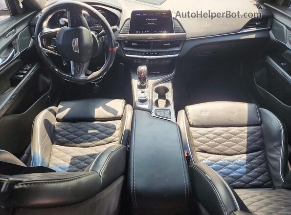 1G6D75RP1N0410312 2022 CADILLAC CT4 White Вид панелі приладів